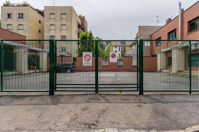 Free Parking - 1 Min Metro to Duomo - Loft Moderno