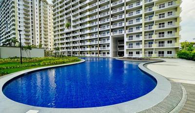 Gina Staycation The Atherton DMCI Parañaque