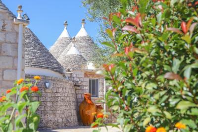 TD Trulli Locobello Stylish Cozy Trulli w Pool