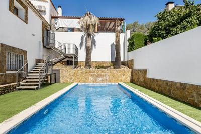 Masia Barcelona Resort