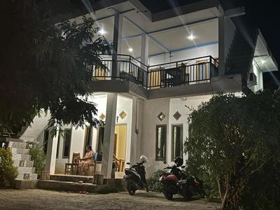 FOUR-G Home Stay & Komodo Tour