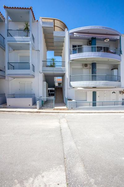 Cute apartment 20m from beach