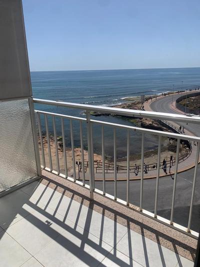 Casa BUENA VISTA con vistas al mar, primera línea, Beach Los Locos, WIFI, Torrevieja