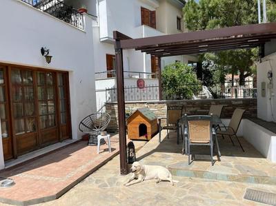 Mayras Cottage