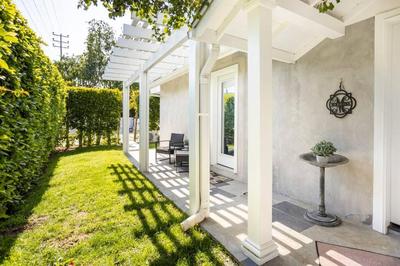 Bedroom Suite with Private Entrance