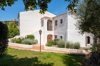 Porto Cervo, Casa Con Piscina e Spiaggia Vicino