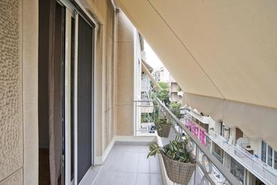 Honey House Kipseli Stylish, Reno 2BR Apt City Ctr