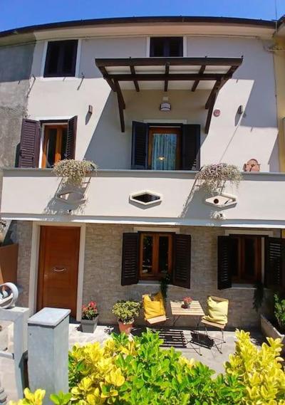 Casa panoramica sulle colline di Viareggio