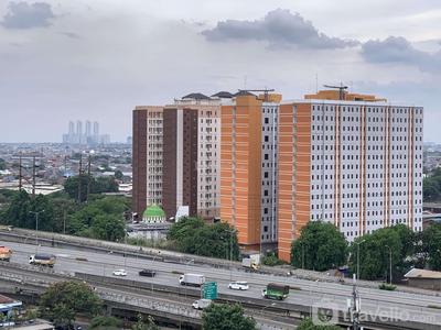 Luxurious 2BR at West Vista Apartment By Travelio — Jakarta photo 4