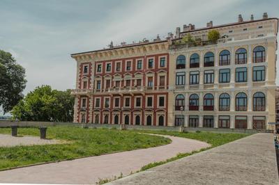 Rofesi Apartment