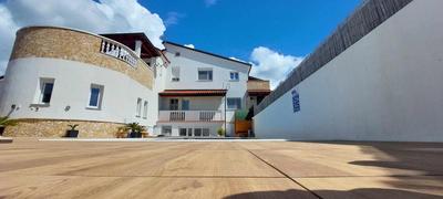 Sanus Apartments