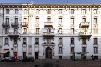 Central apartment De Angeli charm residence