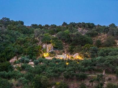 Gogna luxury domes