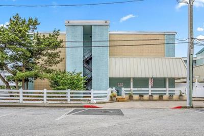 Updated Charming Studio,Steps to Beach,Outdoor Pool