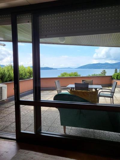 Lake View Apartment