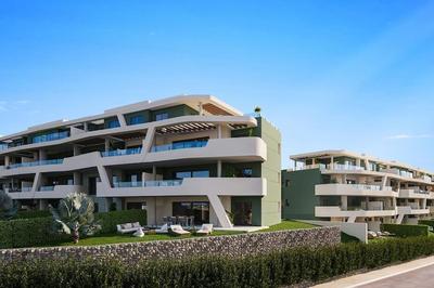 Stylish apartment with garden and amazing view
