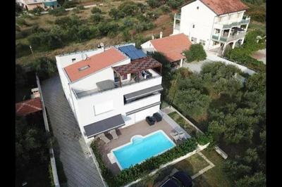 Vila Daniela Romance