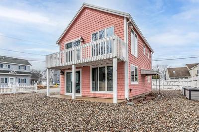 Pine Point Getaway-Beach House with Fire Pit