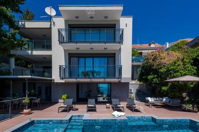 Villa Hortensia-With Private Pool and Beaches Front