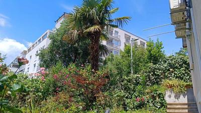 Modern luxury 2-bedroom apt with balcony & patio