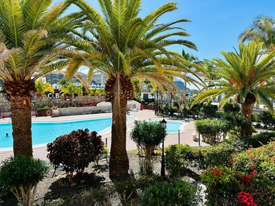PLAYA DEL CURA - Spacious Beachside Apartment