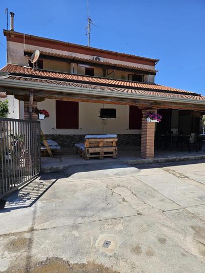 Paestum home