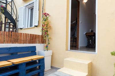 Anna's house