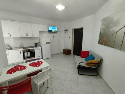 Irek's Vlora Plazhi i Vjeter Apartments