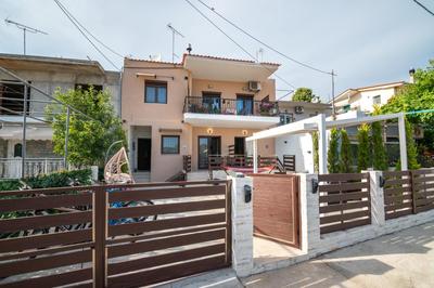 latus apartments