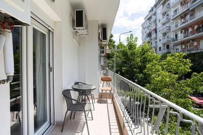 Sunny Retro Apartment near centre