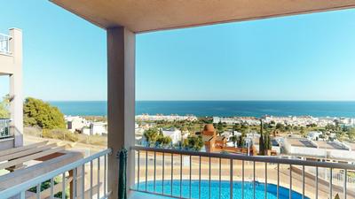 Moderno apartamento con vistas a la puesta de sol