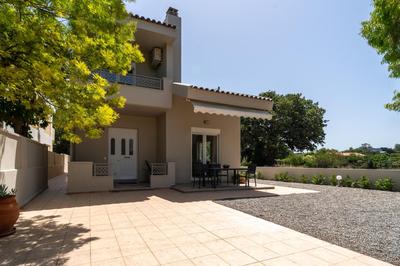 Shady Tree Villa