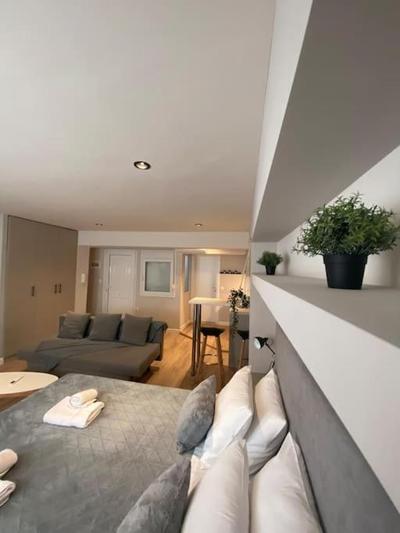 Studio next to Campus & hospitals-Thessaloniki