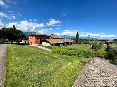 Garda Golf Studio Trilocale con Veranda e Piscina