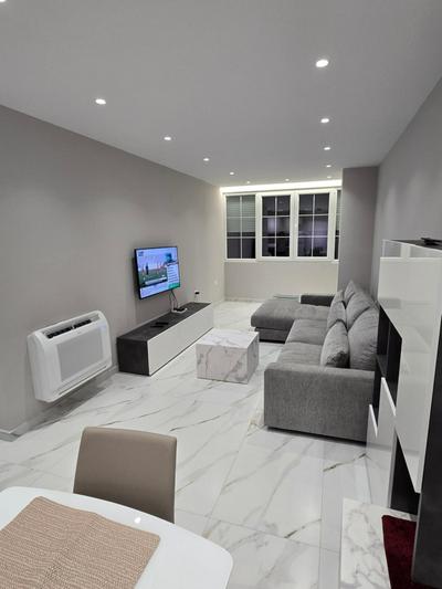 Prestige Beach Apartment