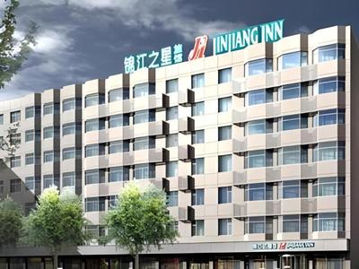 Jinjiang Inn Wuhan Wansongyuan Food Street Qushui Building