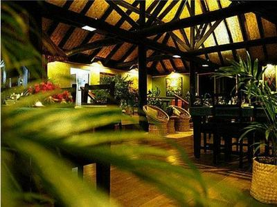 Palmlea Farms Lodge and Bures Villas