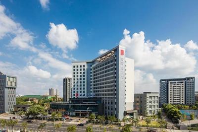 Paradise Jinjiang Hotel