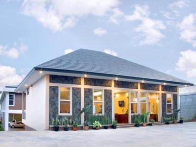 U Village Hotel And Villa