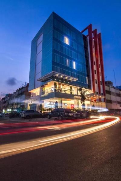 Redstar Hotel Jakarta