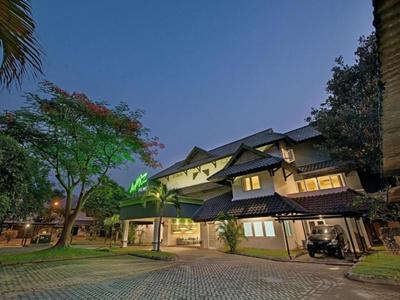 Whiz Prime Hotel Darmo Harapan Surabaya