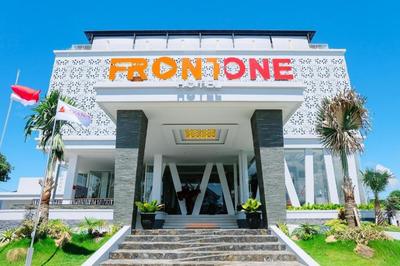 Front One Hotel Pamekasan Madura