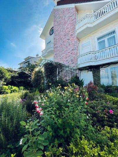 La Roza Dalat Boutique Hotel