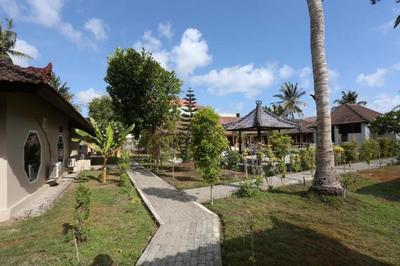 Collection O 1651 Purnama Beach Hotel