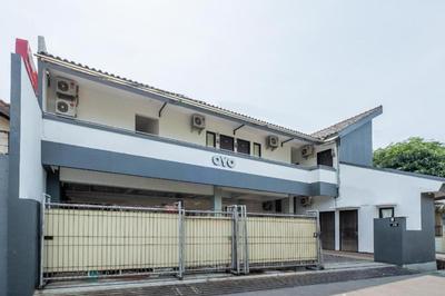 OYO 1460 Anyelir Residence