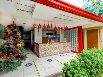 OYO 842 City Smiles Apartelle