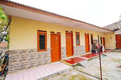 SPOT ON 91638 Anna Homestay Syariah