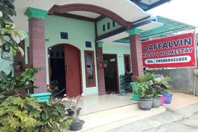 OYO 92418 Daffalvin Homestay Syariah