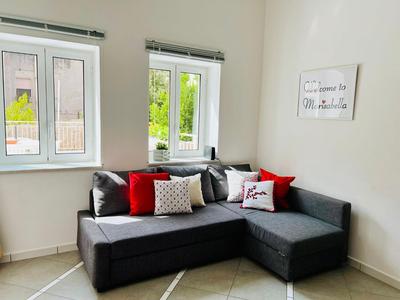 Marisabella home with terrace