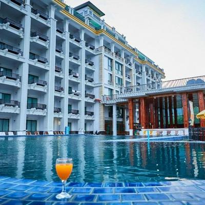 Thavisouk Riverside Hotel